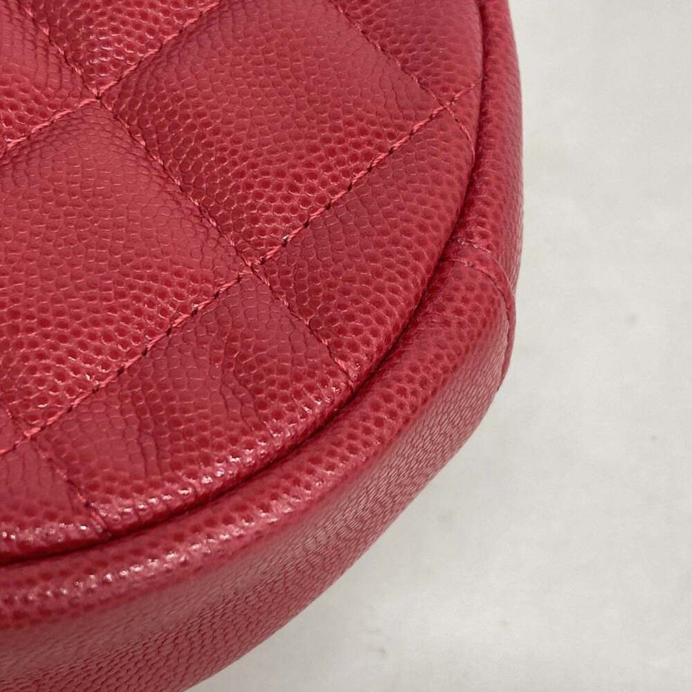 CHANEL Red Caviar Leather Shoulder Bag - Picture 6 of 9